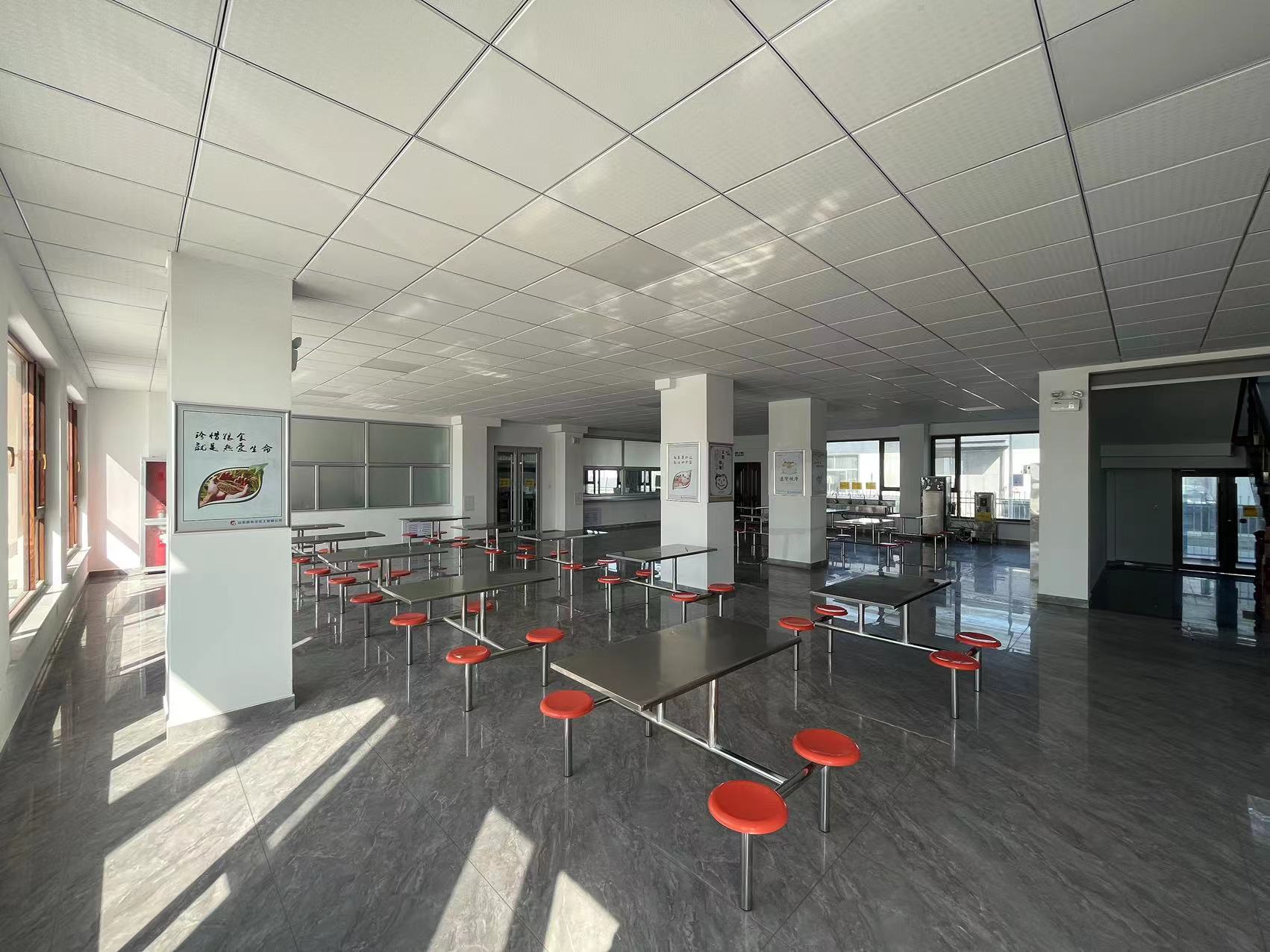职工餐厅